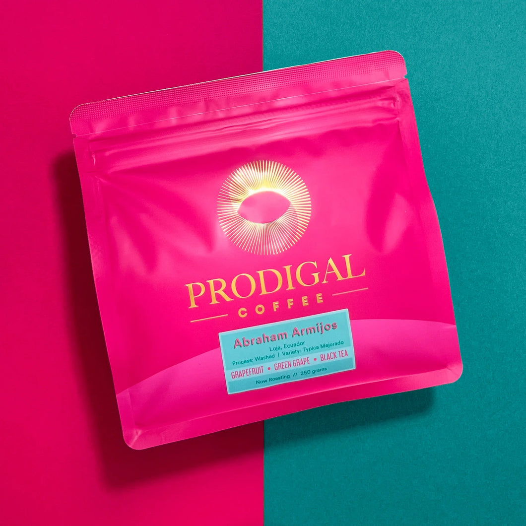 PRODIGAL
COFFEE
Abraham Armijos
Loja, Ecuador
Process: Washed | Variety: Typica Mejorado
GRAPEFRUIT • GREEN GRAPE • BLACK TEA